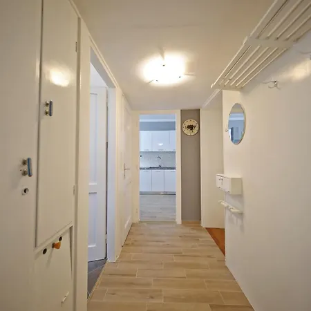 شقة Apartman Ski