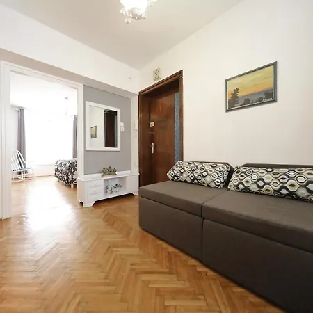 Апартаменти Apartman Ski